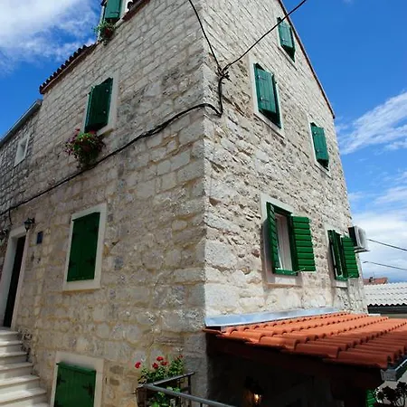 Διαμέρισμα Royal Varos